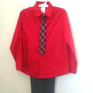 Size 6 Boys Van Heusen shirt, pants, tie